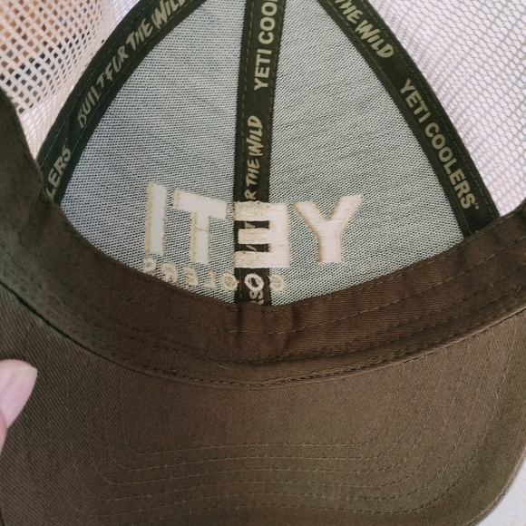 YETI snap back trucker hat. Sage or khaki green color.NWOT - Picture 9 of 9